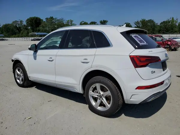WA1AAAFY3M2038637 2021 AUDI Q5 - Image 2