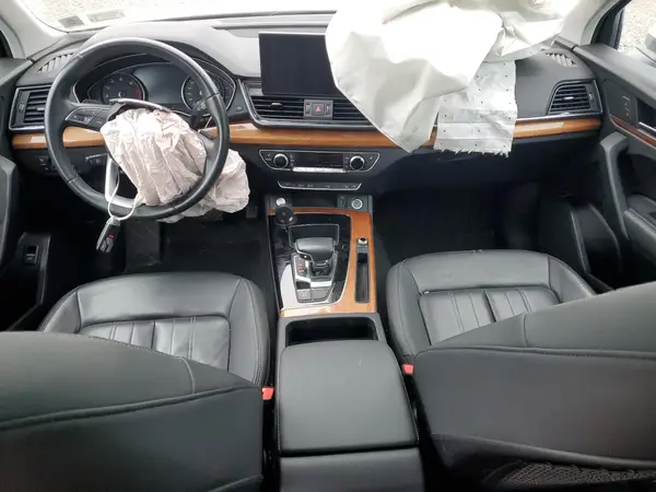 WA1AAAFY3M2063117 2021 AUDI Q5 - Image 8