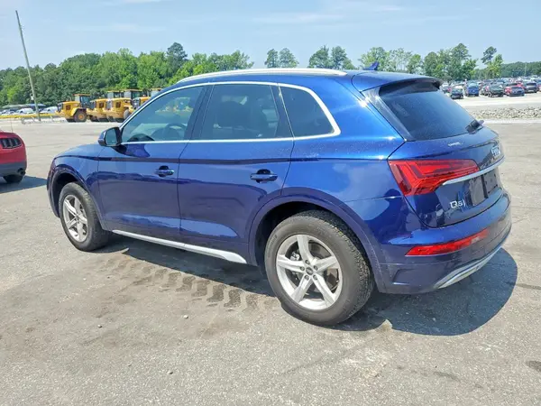 WA1AAAFY3M2117645 2021 AUDI Q5 - Image 2