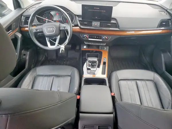 WA1AAAFY3M2129651 2021 AUDI Q5 - Image 8