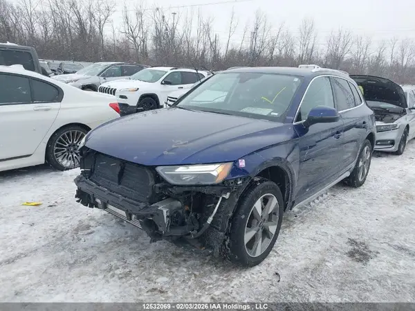 WA1AAAFY3R2061990 2024 AUDI Q5 - Image 2