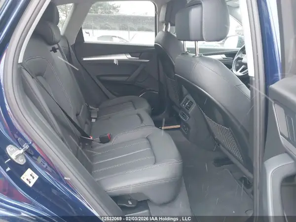 WA1AAAFY3R2061990 2024 AUDI Q5 - Image 8