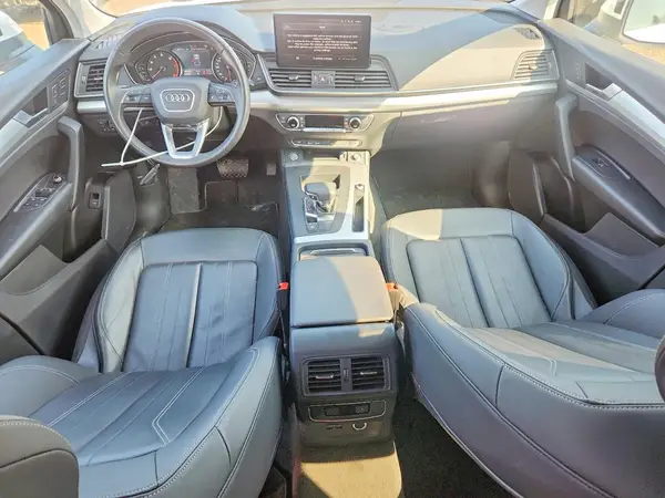 WA1AAAFY3R2062718 2024 AUDI Q5 - Image 8