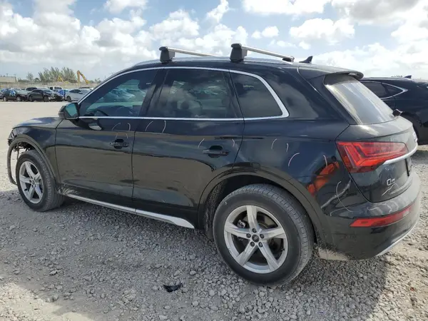 WA1AAAFY4M2010832 2021 AUDI Q5 - Image 2