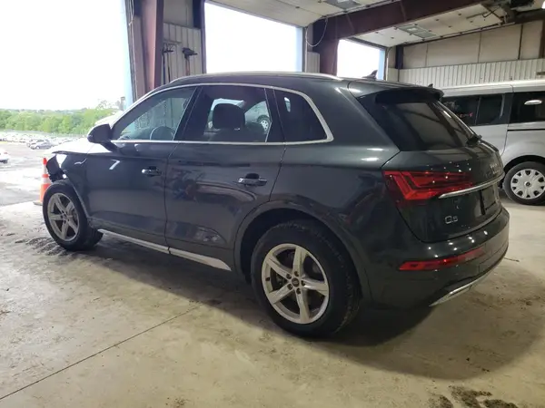 WA1AAAFY4M2049968 2021 AUDI Q5 - Image 2