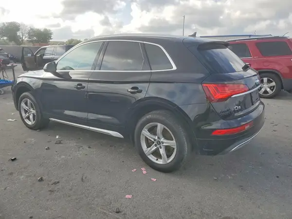 WA1AAAFY4M2055480 2021 AUDI Q5 - Image 2