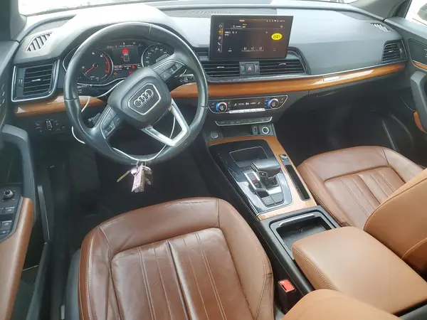 WA1AAAFY4M2055480 2021 AUDI Q5 - Image 8