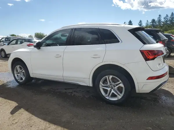 WA1AAAFY4M2074112 2021 AUDI Q5 - Image 2