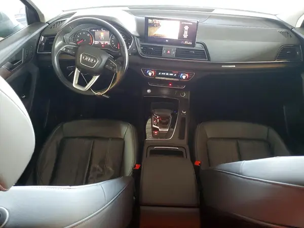 WA1AAAFY4M2074949 2021 AUDI Q5 - Image 8