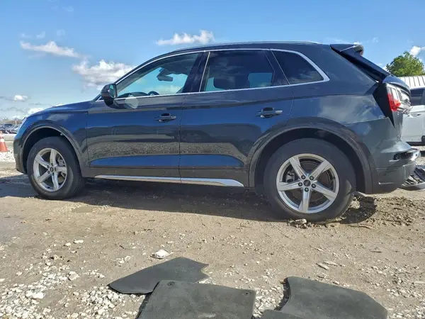 WA1AAAFY4M2076166 2021 AUDI Q5 - Image 2