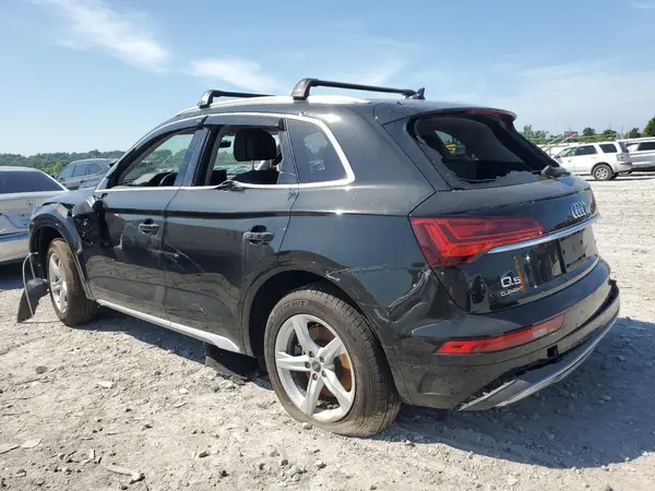 WA1AAAFY4M2078628 2021 AUDI Q5 - Image 2