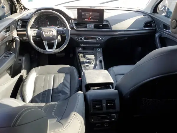 WA1AAAFY4M2079164 2021 AUDI Q5 - Image 8