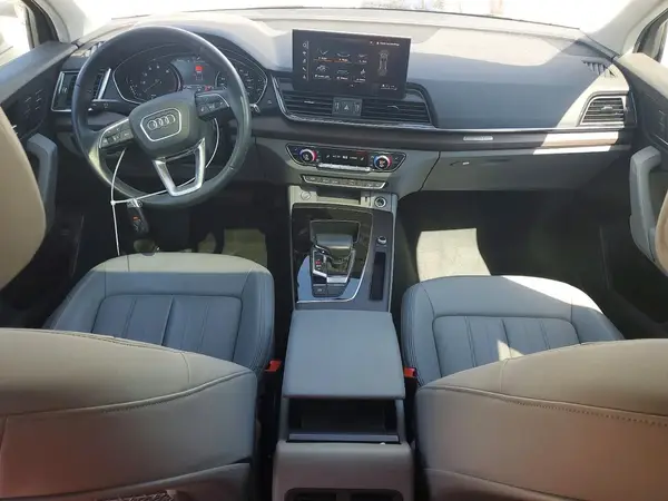 WA1AAAFY4M2114379 2021 AUDI Q5 - Image 8
