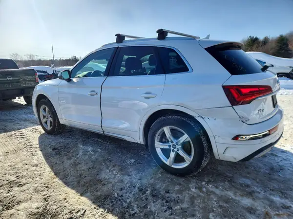 WA1AAAFY4M2127262 2021 AUDI Q5 - Image 2