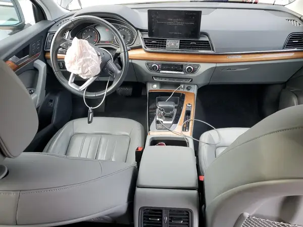 WA1AAAFY4M2139282 2021 AUDI Q5 - Image 8