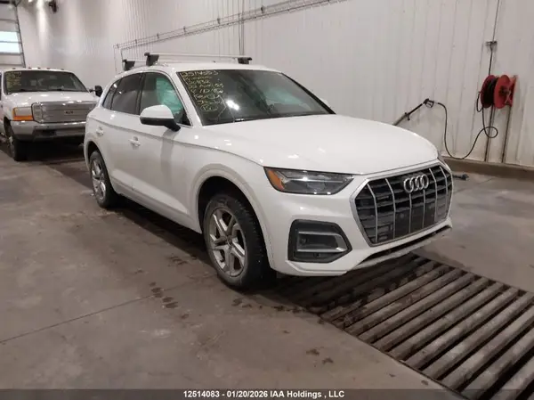 WA1AAAFY4N2120832 2022 AUDI Q5 - Image 1