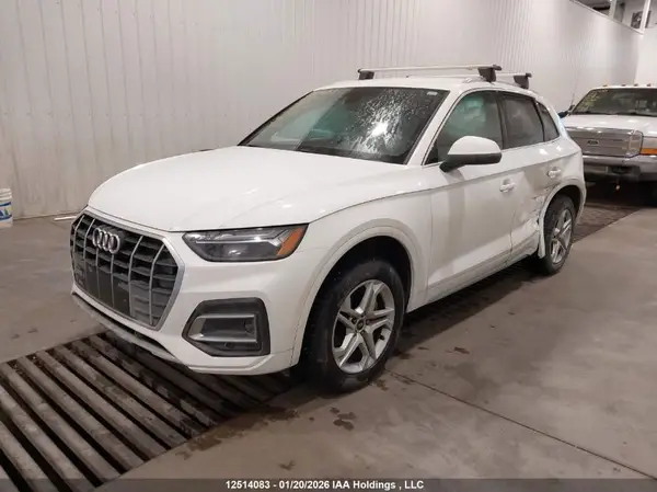 WA1AAAFY4N2120832 2022 AUDI Q5 - Image 2