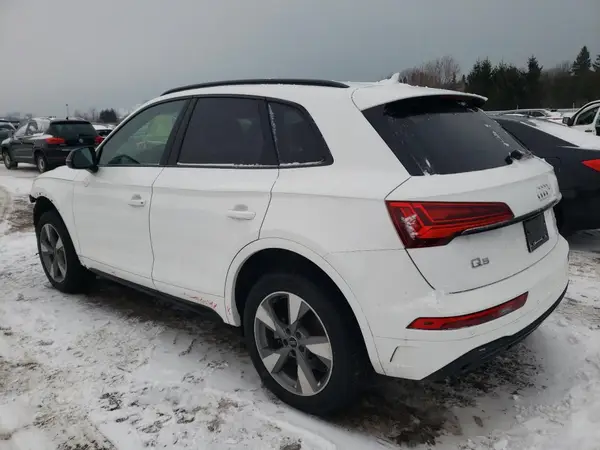 WA1AAAFY4P2193279 2023 AUDI Q5 - Image 2