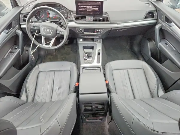 WA1AAAFY4R2064462 2024 AUDI Q5 - Image 8