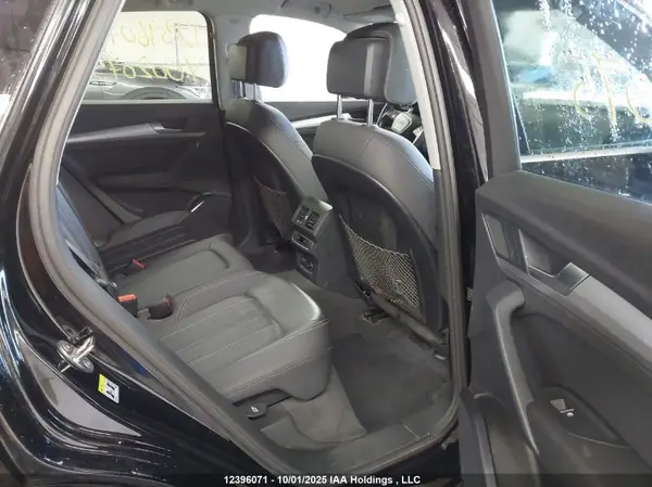 WA1AAAFY5M2002075 2021 AUDI Q5 - Image 8