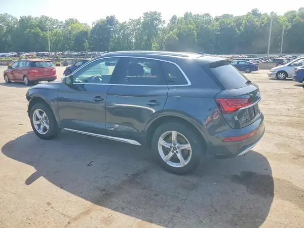 WA1AAAFY5M2013948 2021 AUDI Q5 - Image 2