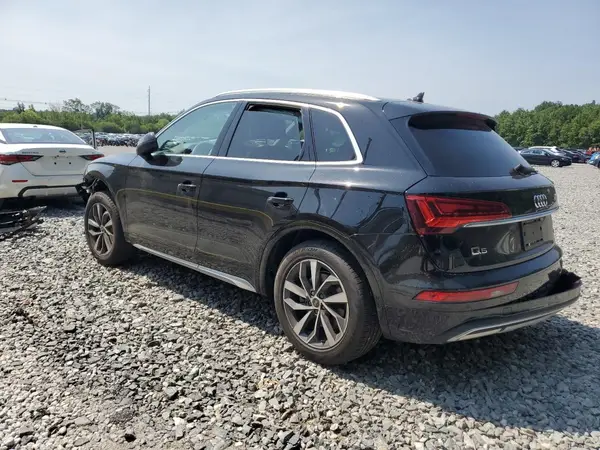WA1AAAFY5M2025887 2021 AUDI Q5 - Image 2