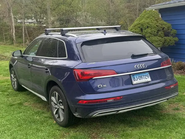 WA1AAAFY5M2056668 2021 AUDI Q5 - Image 2