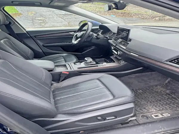 WA1AAAFY5M2056668 2021 AUDI Q5 - Image 8
