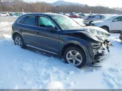 WA1AAAFY5M2056945 2021 AUDI Q5