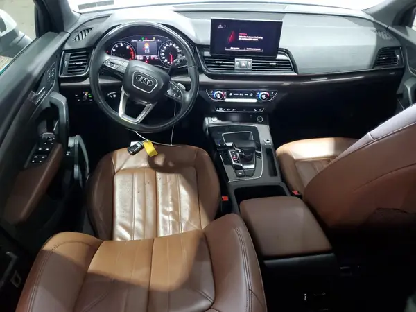 WA1AAAFY5M2080582 2021 AUDI Q5 - Image 8