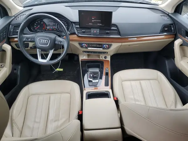 WA1AAAFY5M2106288 2021 AUDI Q5 - Image 8