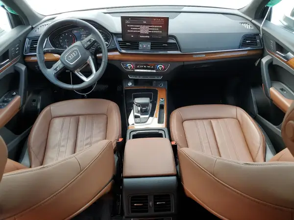 WA1AAAFY5M2108025 2021 AUDI Q5 - Image 8