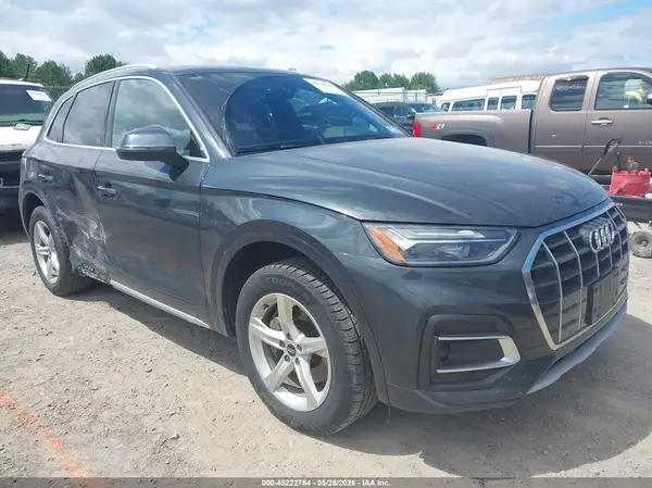 WA1AAAFY5M2113046 2021 AUDI Q5 - Image 1
