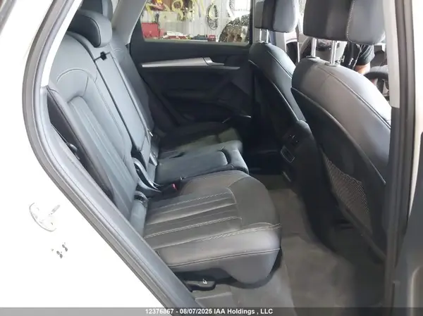WA1AAAFY5N2015586 2022 AUDI Q5 - Image 8
