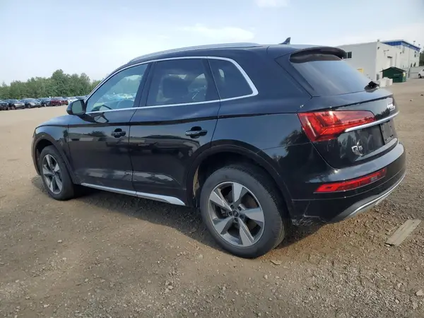 WA1AAAFY6M2002750 2021 AUDI Q5 - Image 2