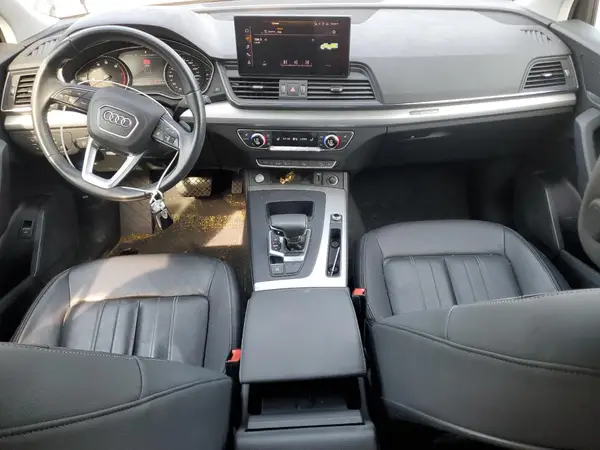 WA1AAAFY6M2002750 2021 AUDI Q5 - Image 8