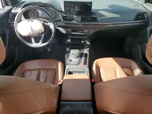 WA1AAAFY6M2010105 2021 AUDI Q5 - Image 8