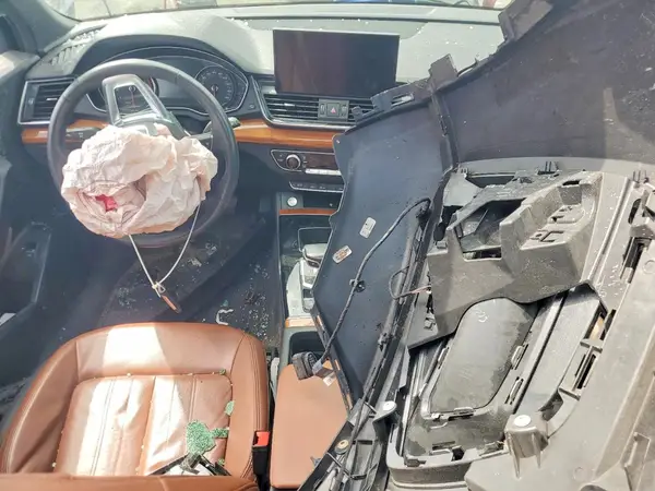WA1AAAFY6M2103495 2021 AUDI Q5 - Image 8