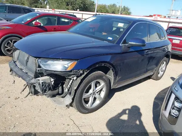 WA1AAAFY6M2108017 2021 AUDI Q5 - Image 2