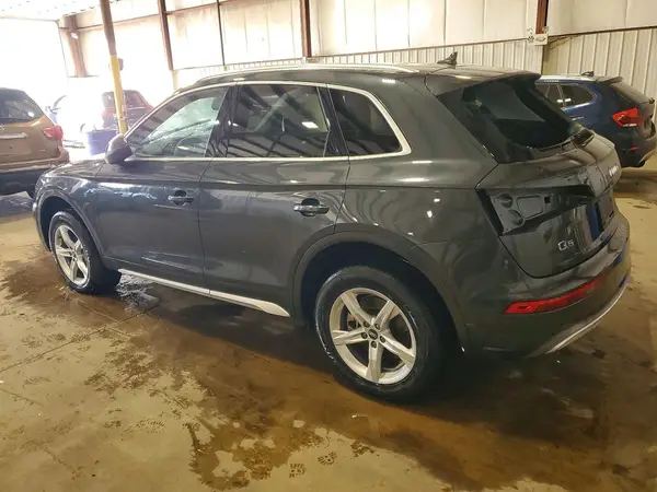 WA1AAAFY6M2109149 2021 AUDI Q5 - Image 2