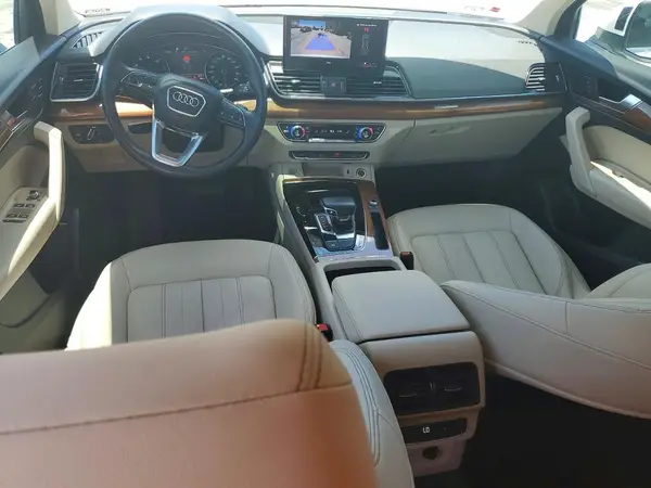 WA1AAAFY7M2011294 2021 AUDI Q5 - Image 8