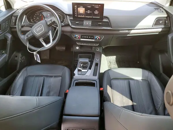 WA1AAAFY7M2031853 2021 AUDI Q5 - Image 8