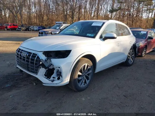 WA1AAAFY7M2036714 2021 AUDI Q5 - Image 2