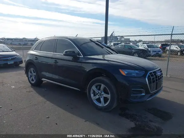 WA1AAAFY7M2046515 2021 AUDI Q5 - Image 1