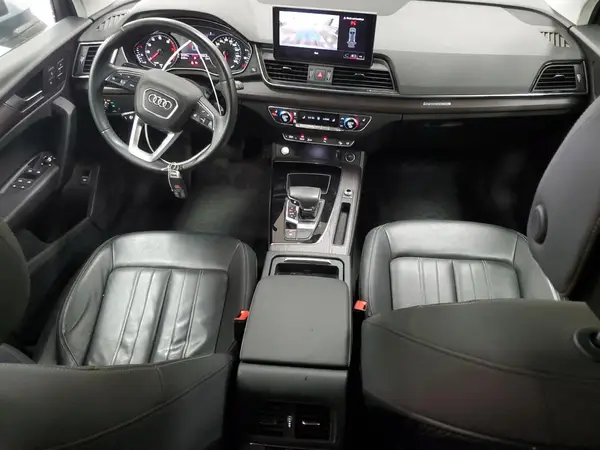 WA1AAAFY7M2050726 2021 AUDI Q5 - Image 8