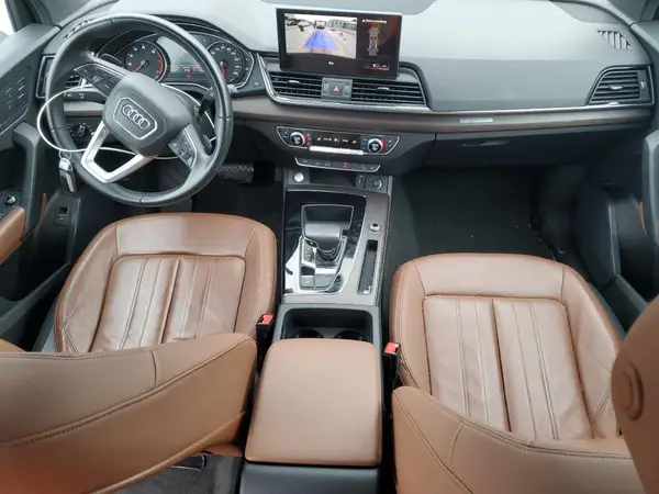 WA1AAAFY7M2075870 2021 AUDI Q5 - Image 8