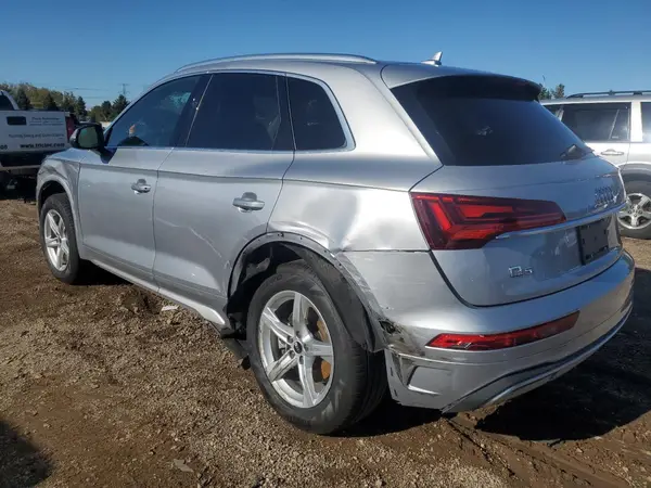 WA1AAAFY7M2117177 2021 AUDI Q5 - Image 2