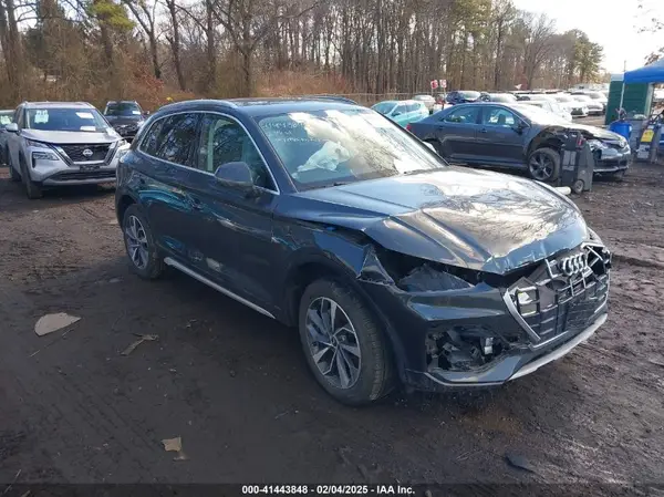 WA1AAAFY7M2126669 2021 AUDI Q5 - Image 1