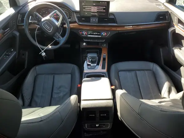 WA1AAAFY7M2130818 2021 AUDI Q5 - Image 8