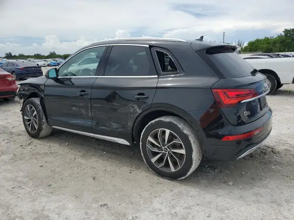 WA1AAAFY7M2137266 2021 AUDI Q5 - Image 2